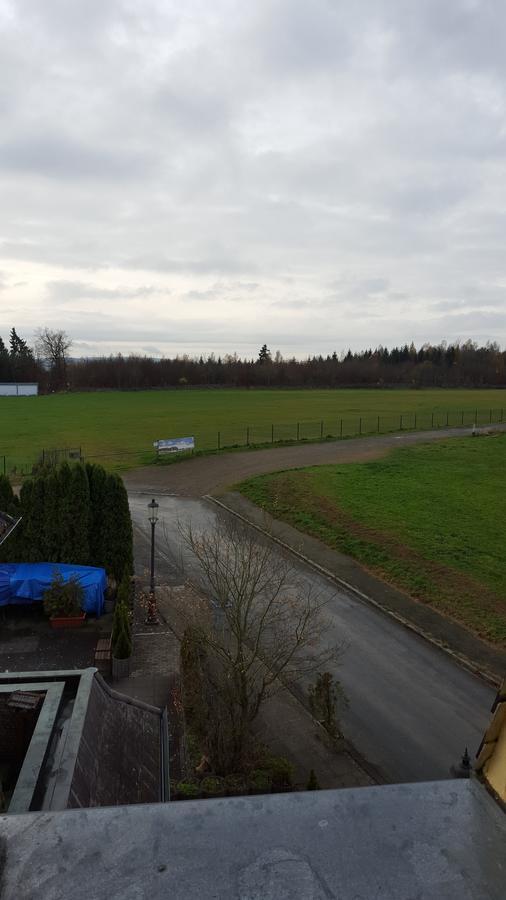 Landhotel Zum Doppeldecker Kirchen  Eksteriør bilde